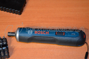 Аккумуляторная отвертка Bosch GO kit 0.601.9H2.021