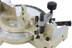 Пила торцов. Makita LS 1040, 1650 Вт, 250-260 мм