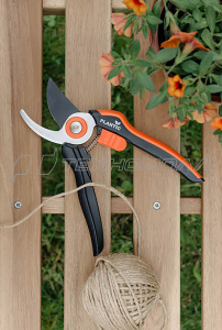 Секатор плоскостной Plantic P200