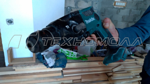 Аккумуляторный перфоратор Makita DHR165RME