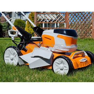 Аккумуляторная газонокосилка VILLARTEC MA4046T SET: AM408 + AC402