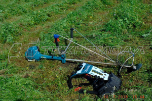 Бензокоса Makita EM4351UH