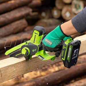 Аккумуляторная цепная мини пила GreenWorks G24MCS10