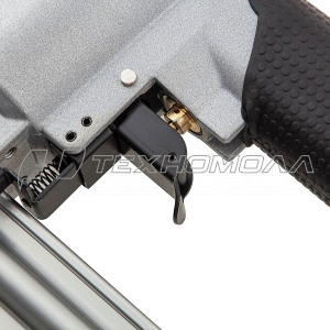 Нейлер MATRIX пневм. для гвоздей от 20 до 50 мм 18GA Нейлер MATRIX пневм. для гвоздей от 20 до 50 мм 18GA