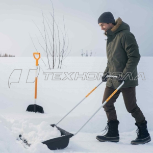 Скрепер для уборки снега "FISKARS" волокуша 143021