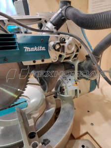 Торцовочная пила Makita LS1219