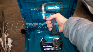 Аккумуляторный шуруповерт Makita DTD153ZJ
