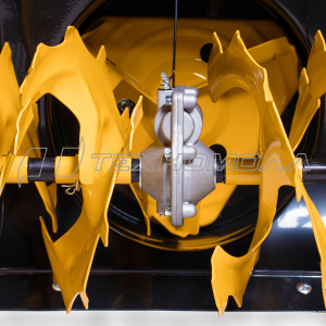 Снегоуборочник CHAMPION ST1376E