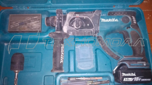 Ак. перфоратор Makita DHR202RFE